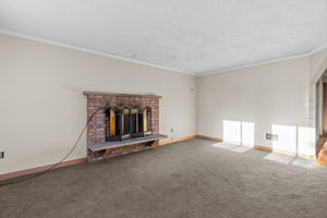  Photo 0