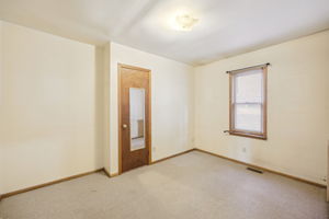 15_Interior