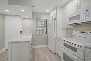 1591 Beach Rd - Unit #204-9