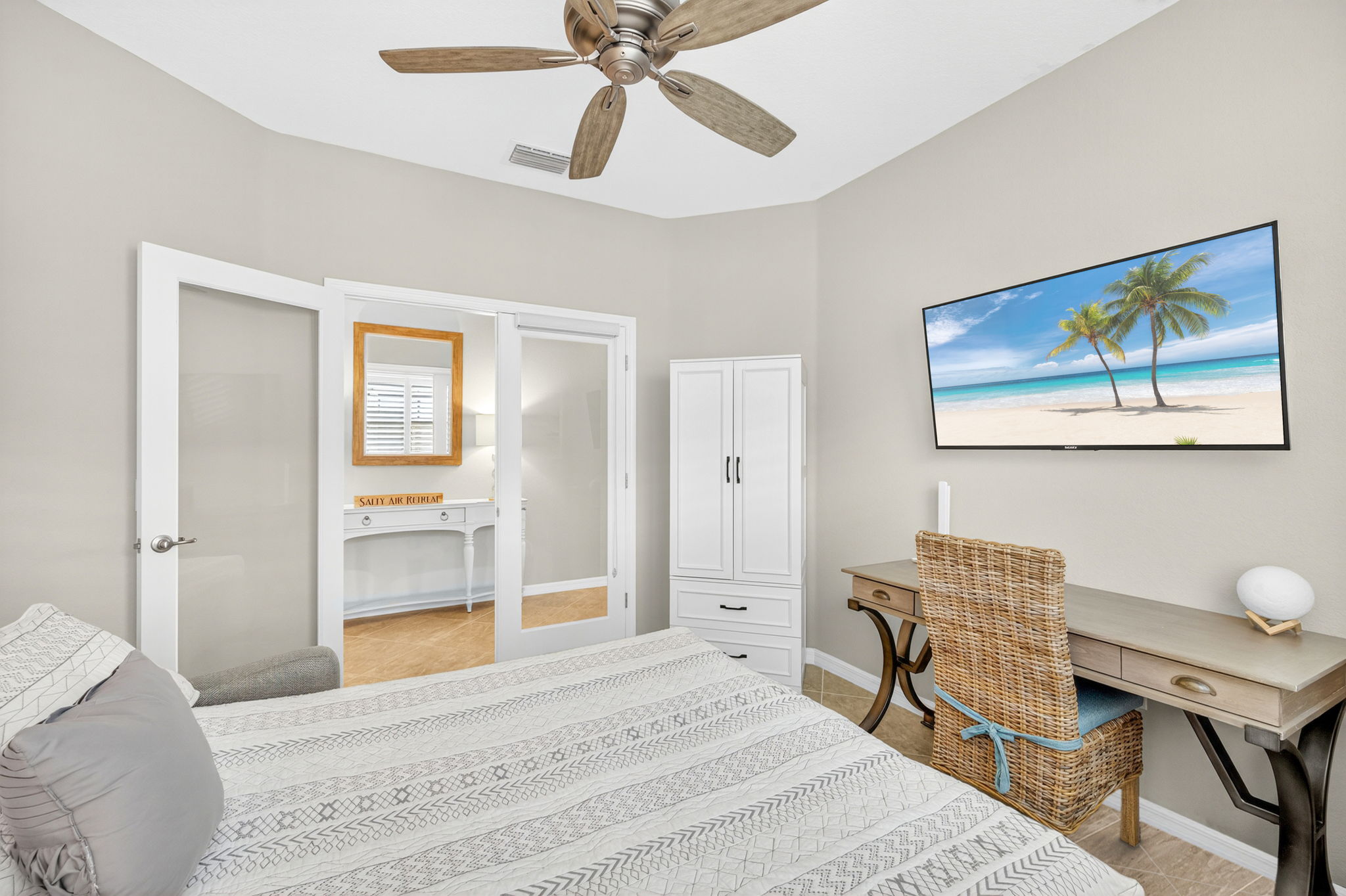 Guest Bedroom 1 of 4