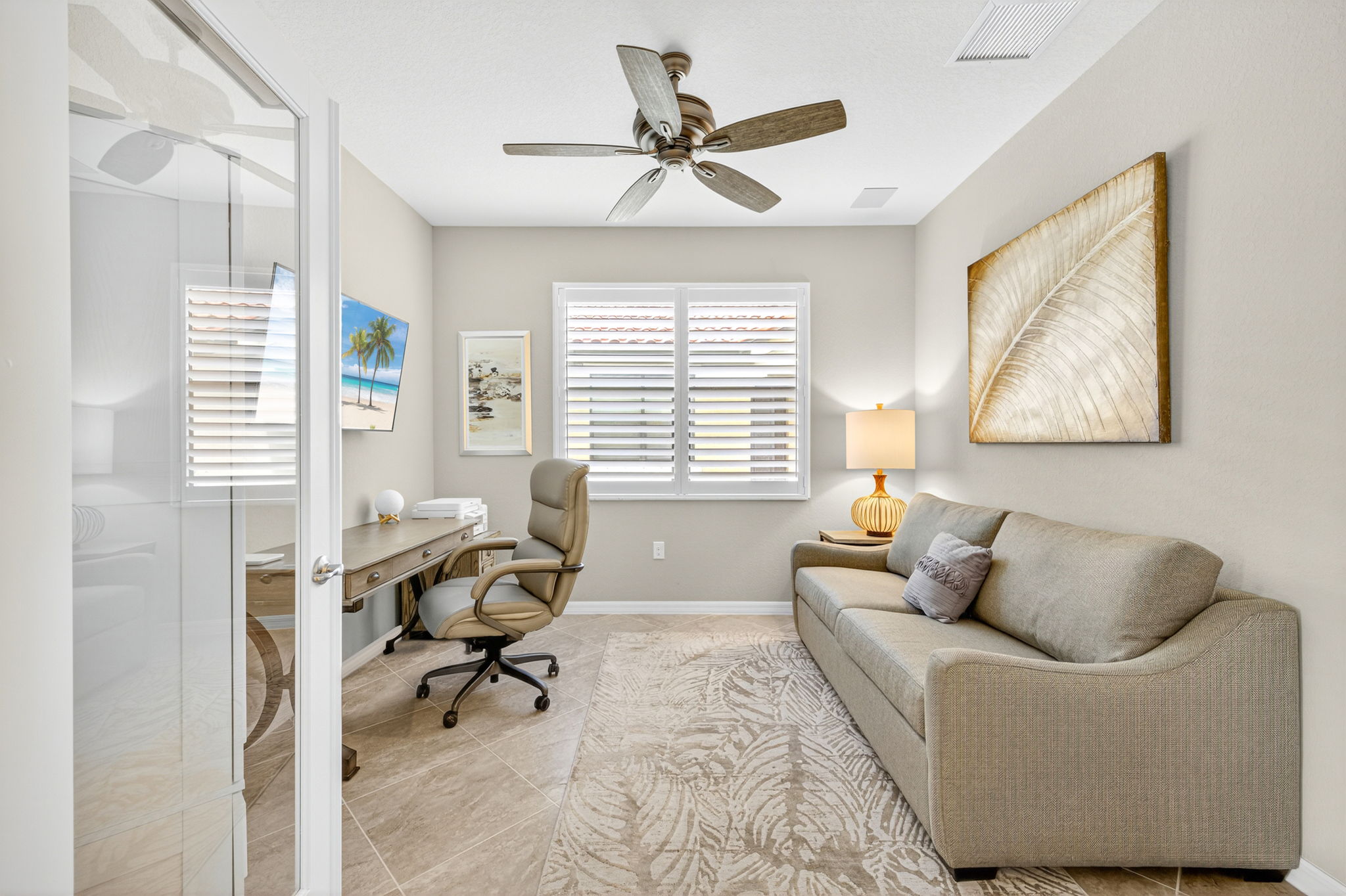 Guest Bedroom 3 of 4