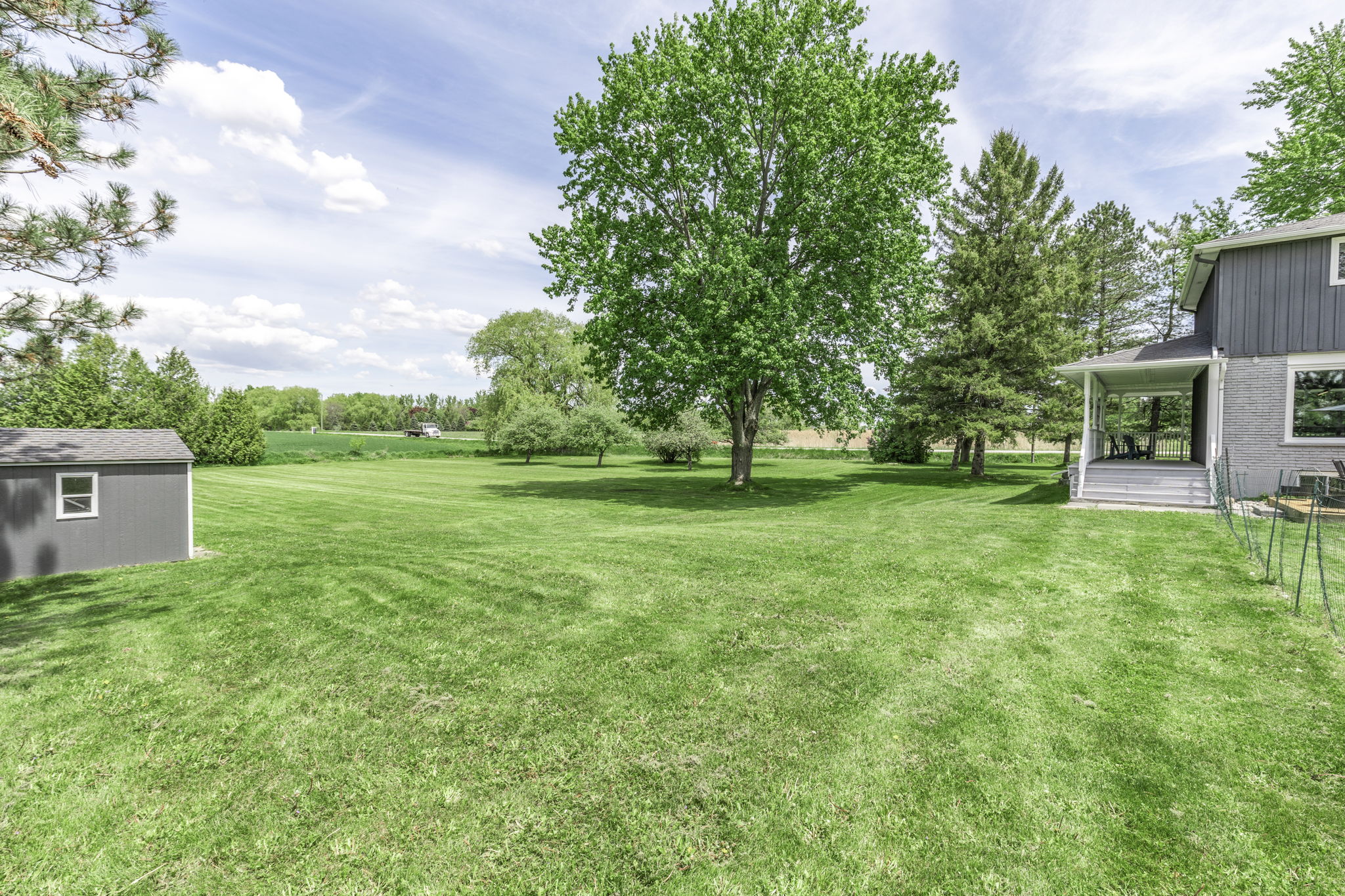 1592 15th Sideroad (40)
