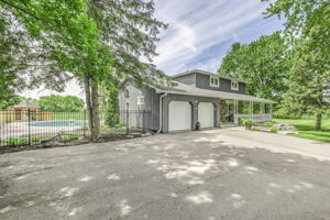 1592 15th Sideroad (5)