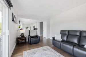 1592 15th Sideroad (19)
