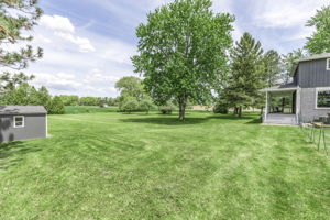 1592 15th Sideroad (40)