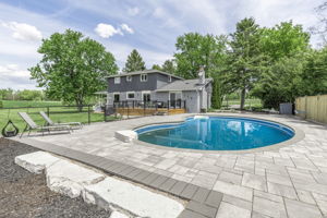 1592 15th Sideroad (50)