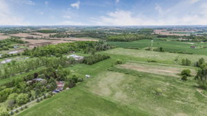 1592 15th Sideroad (67)