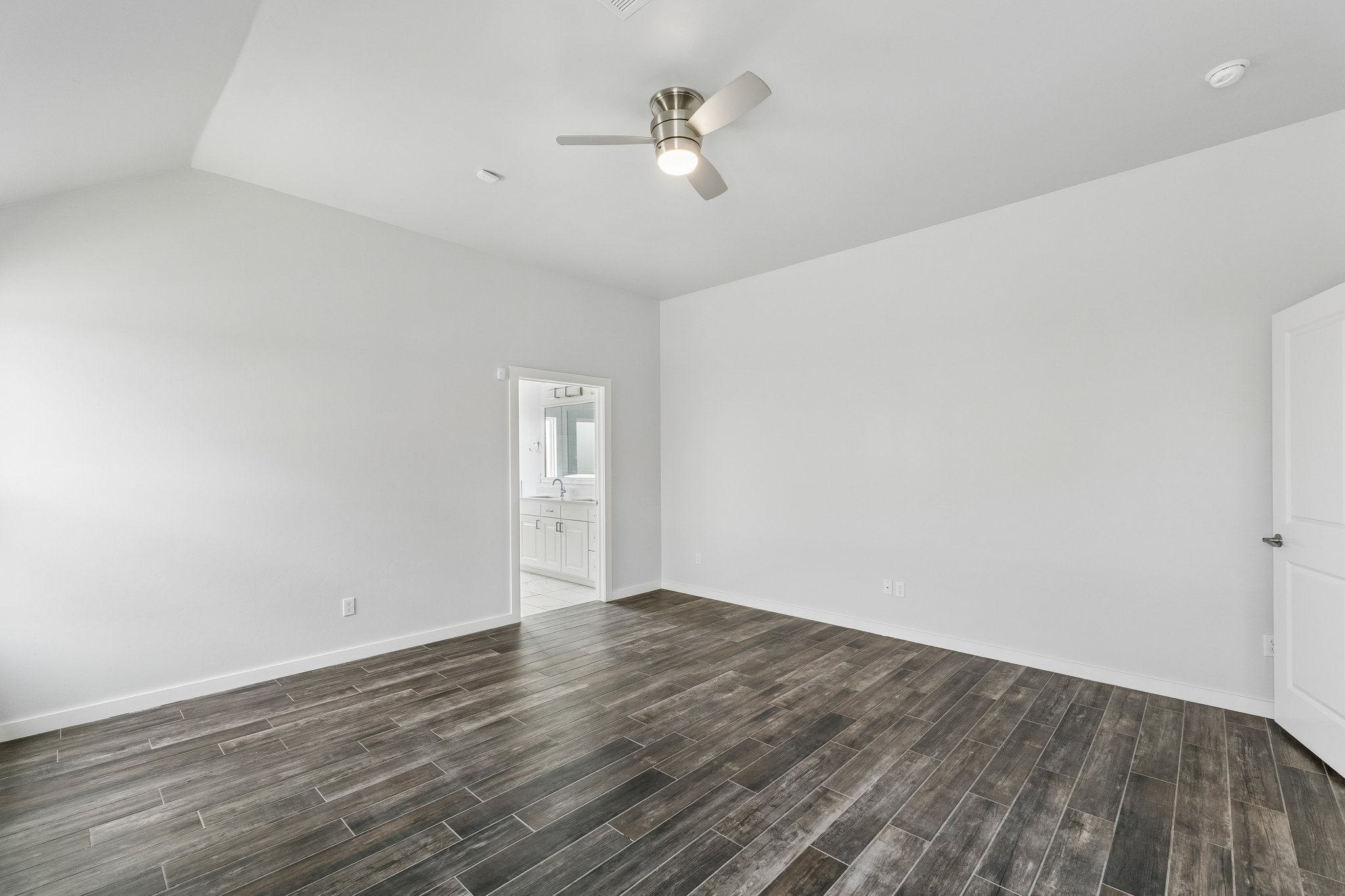 15920 Capri Ln_027.jpg