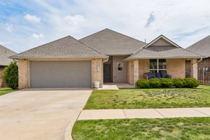15920 Capri Ln_001.jpg