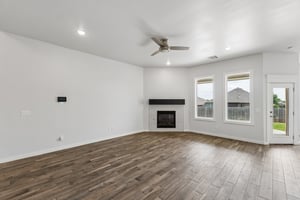 15920 Capri Ln_009.jpg
