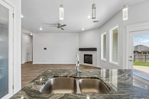 15920 Capri Ln_017.jpg