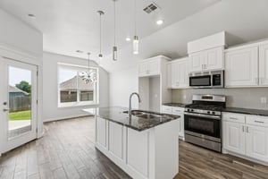 15920 Capri Ln_023.jpg