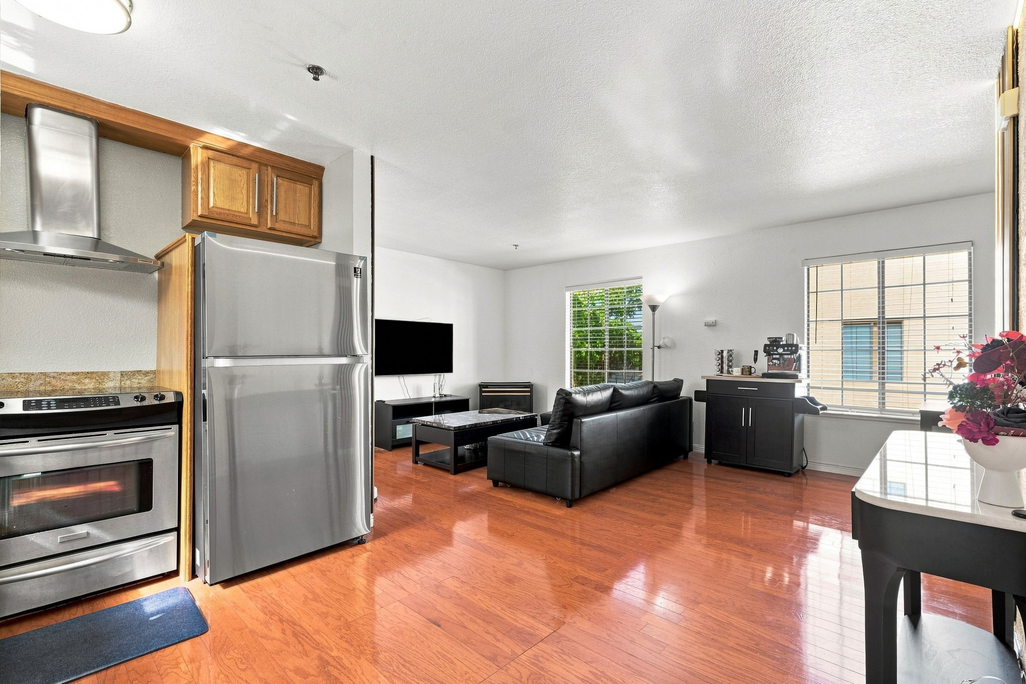 010_F8_15925 Maubert Ave 6
