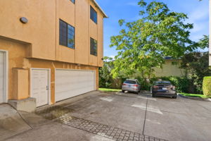 002_F8_15925 Maubert Ave 6