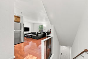 005_F8_15925 Maubert Ave 6