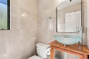 024_F8_15925 Maubert Ave 6