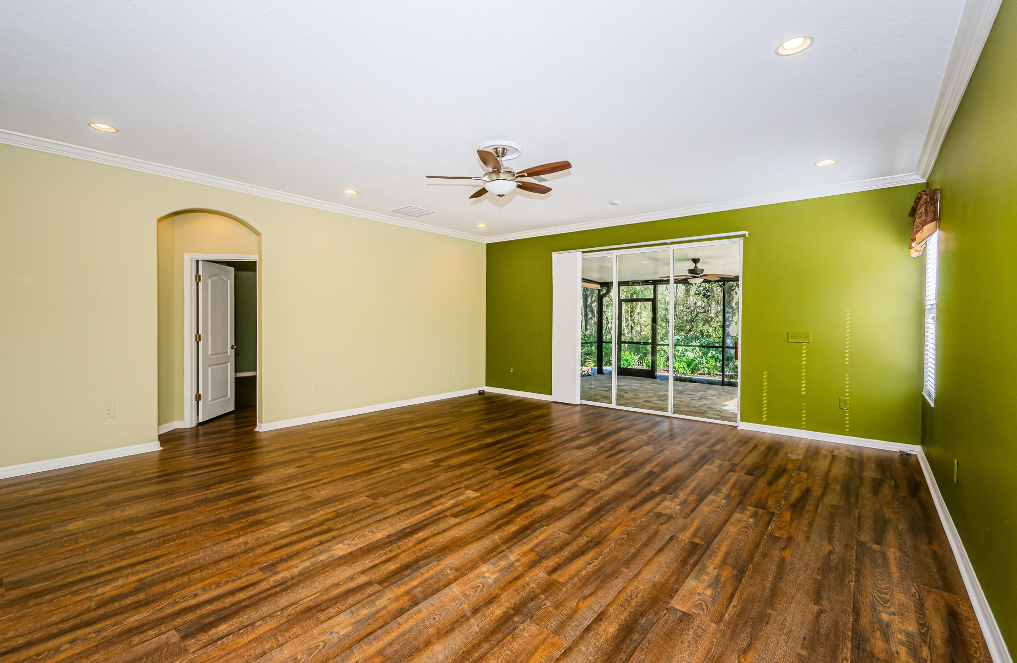 Living Room 1C