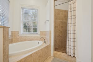 Ternglade Dr-S0602-046.jpg