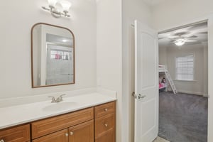 Ternglade Dr-S0602-066.jpg