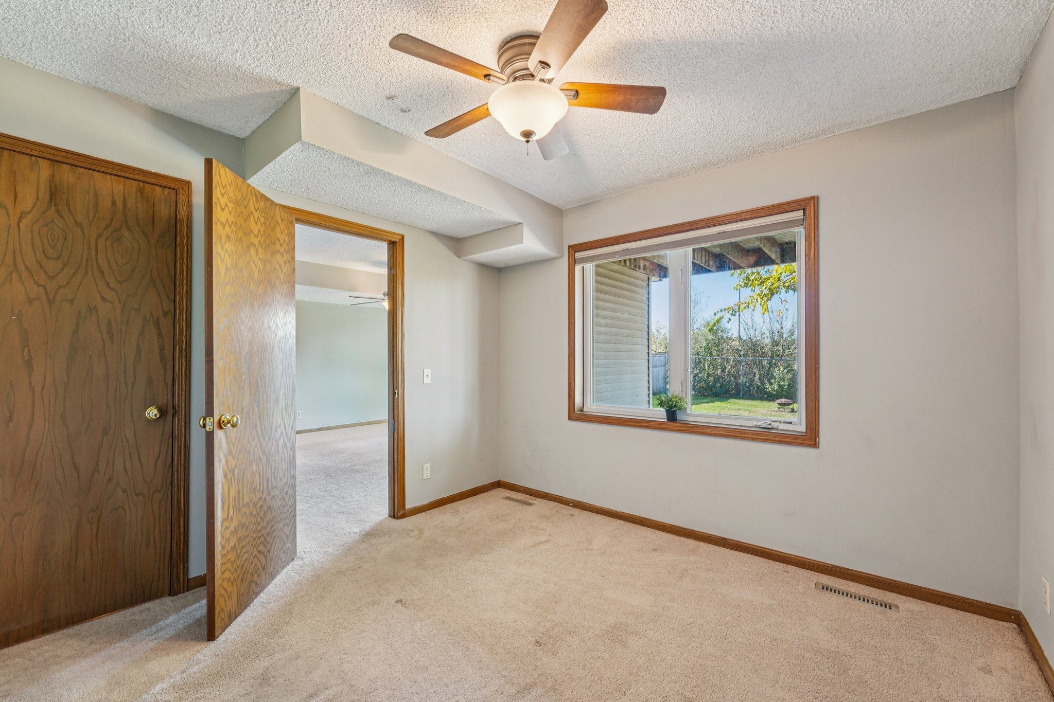 Hyland Pointe Ct-S3010-023.jpg