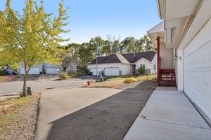 Hyland Pointe Ct-S3010-004.jpg