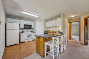 Hyland Pointe Ct-S3010-012.jpg