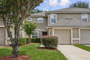 Welcome to 1595 Vineland Cir, Unit B