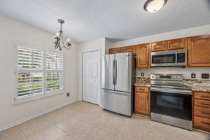 Kitchen/Breakfast Area