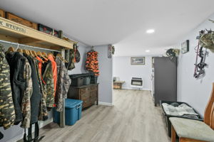  Photo 34