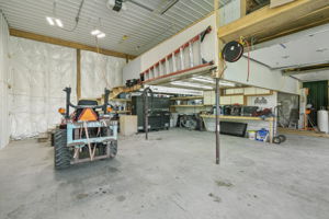  Photo 47