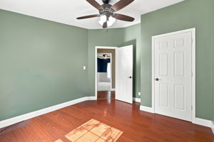  Photo 38