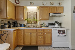  Photo 40