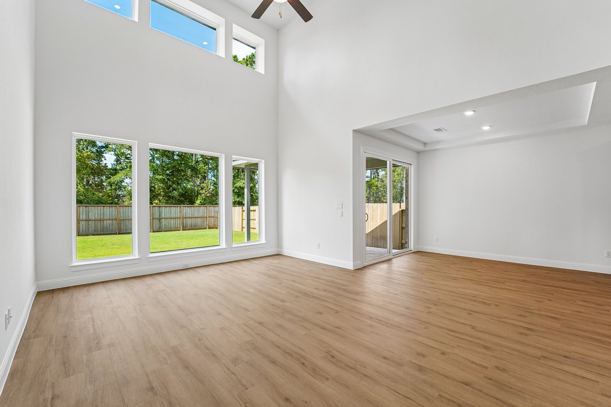 Mahogany Mist Dr-S0508-007.jpg