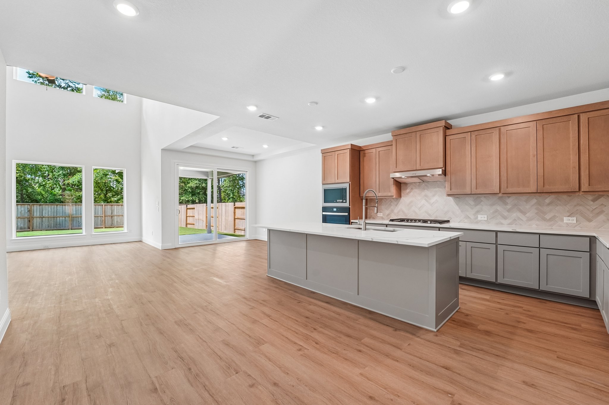 Mahogany Mist Dr-S0508-009.jpg