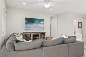 15998 W Electra Ln, Surprise, AZ 85387 - 007.jpg