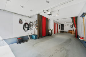  Photo 37