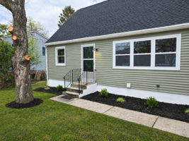  Photo 44