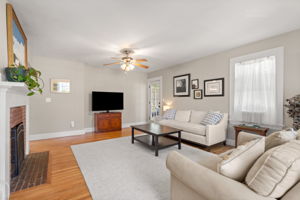 16 Brookline St, Nashua, NH 03064, USA Photo 38