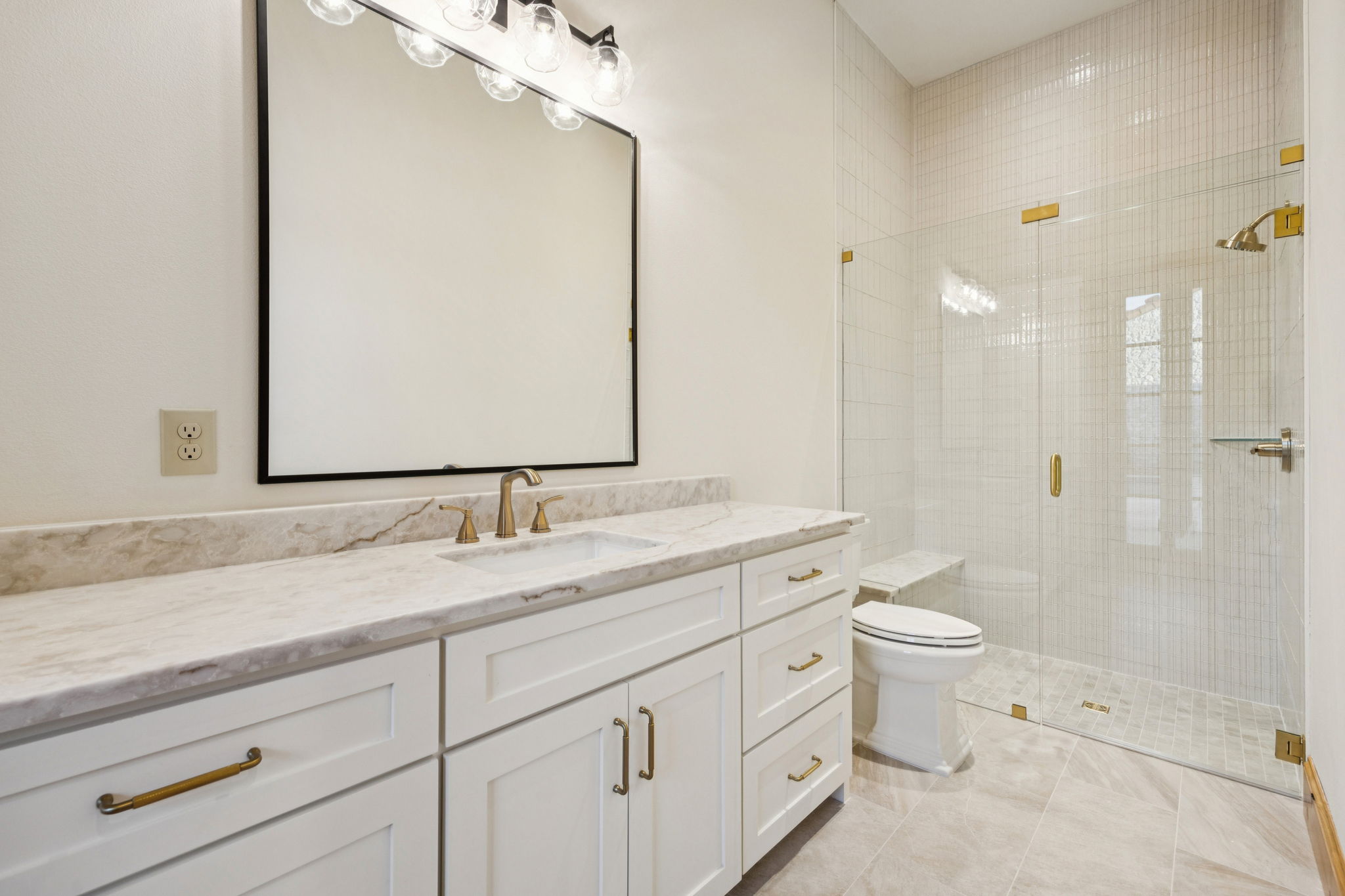 Bath Room # 2 Quarts Top