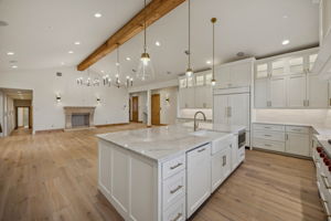 Kitchen Family Room