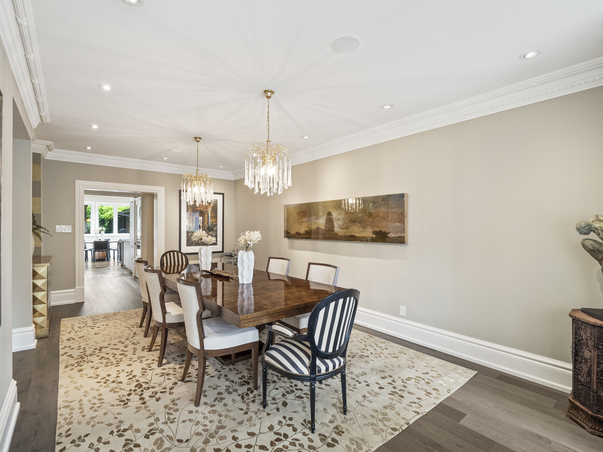 16 Clarendon Ave Toronto, ON M4V 1H9