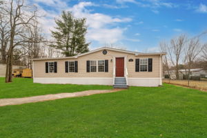 16 Deborah Ave, Raymond, NH 03077, USA Photo 5