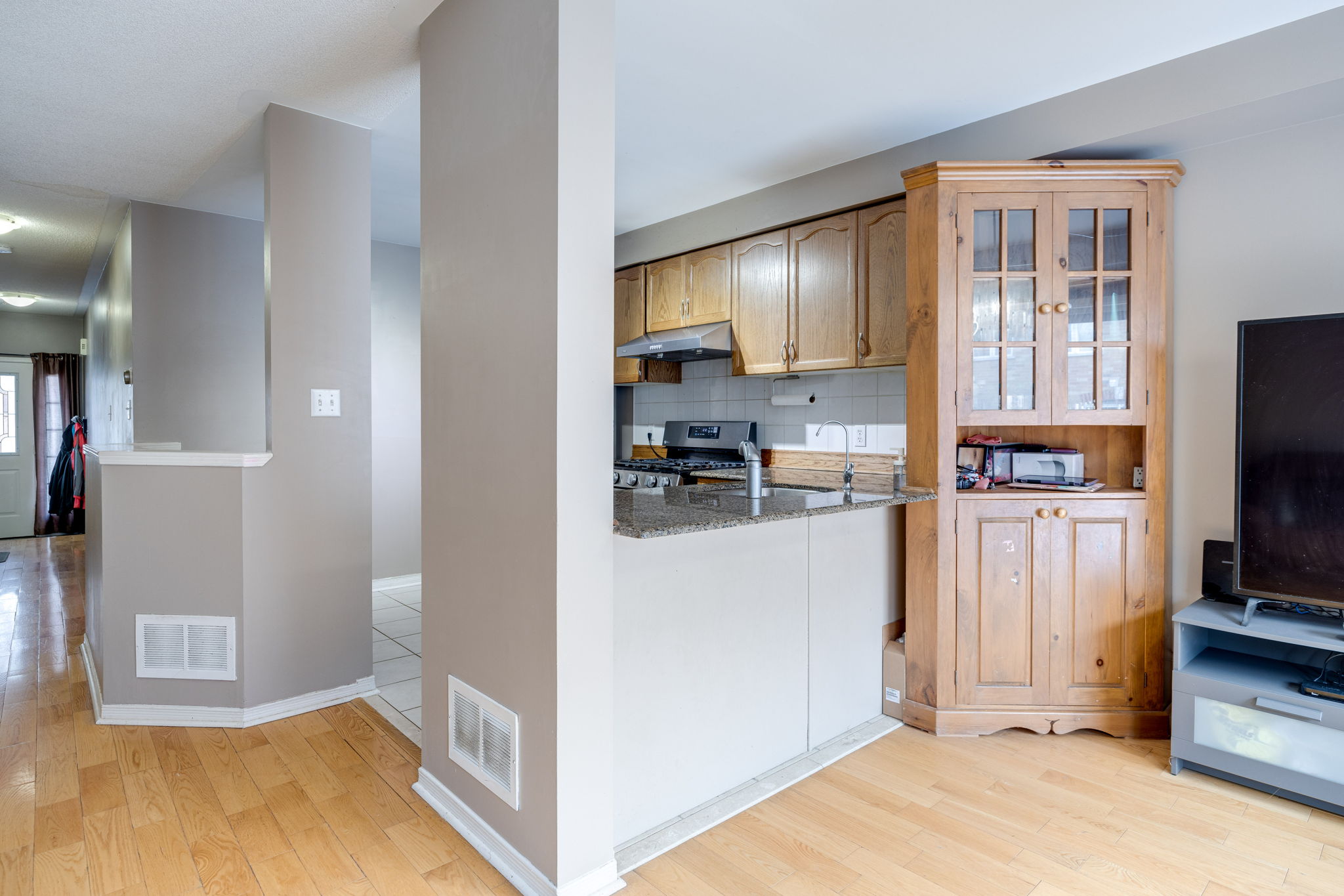 Toronto property showcase — delivered property photograph 9