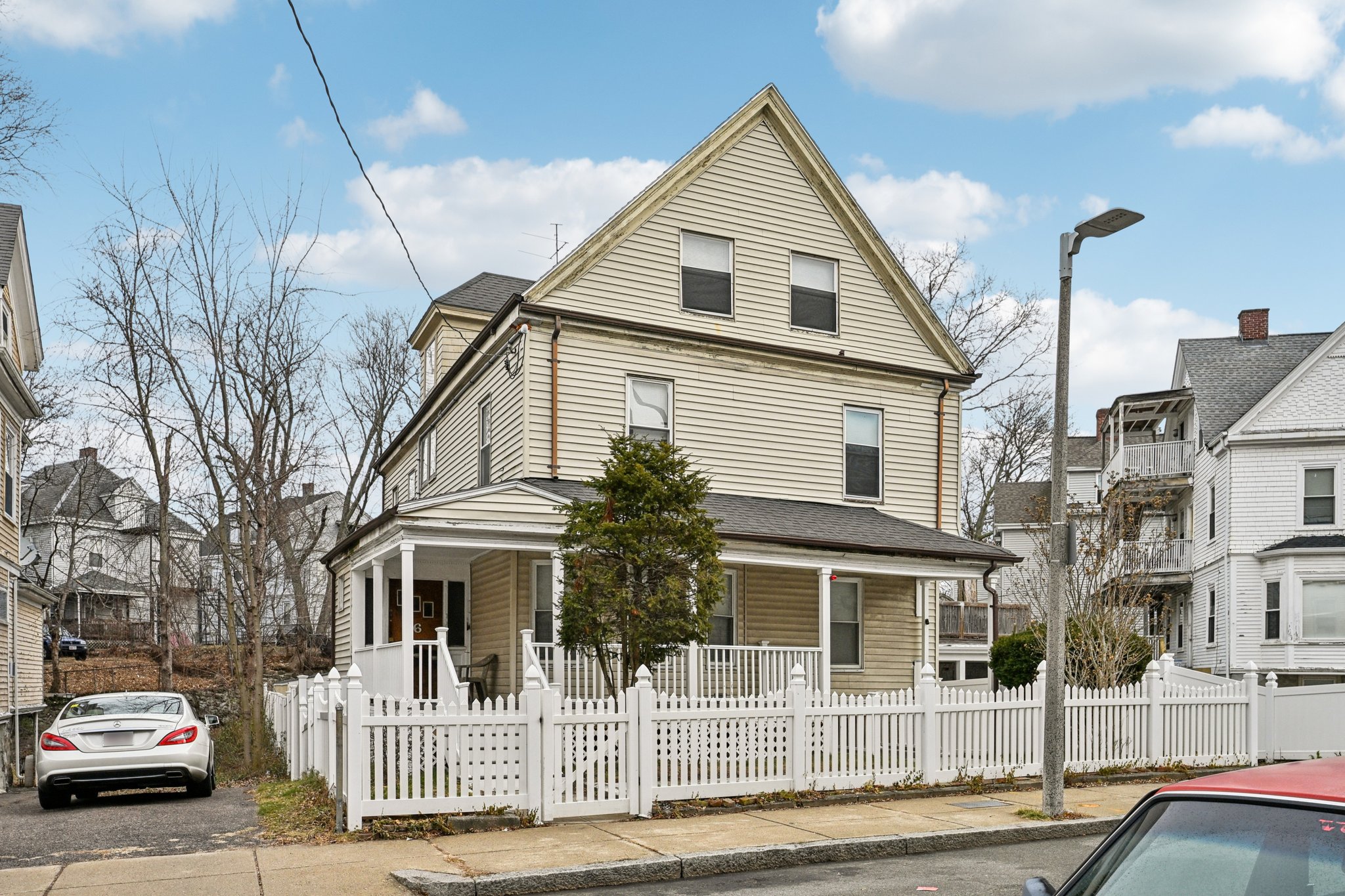 Gannett St 1-S2412-003.jpg