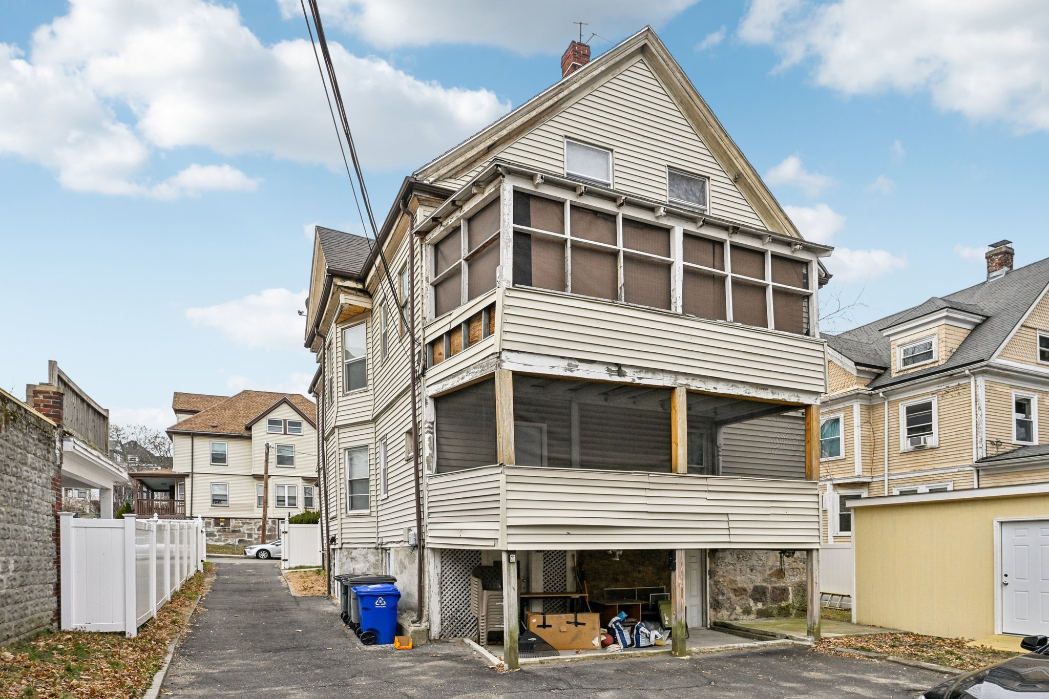 Gannett St 1-S2412-031.jpg