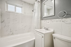 Gannett St 1-S2412-016.jpg