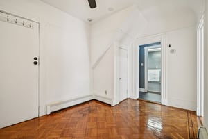 Gannett St 1-S2412-019.jpg