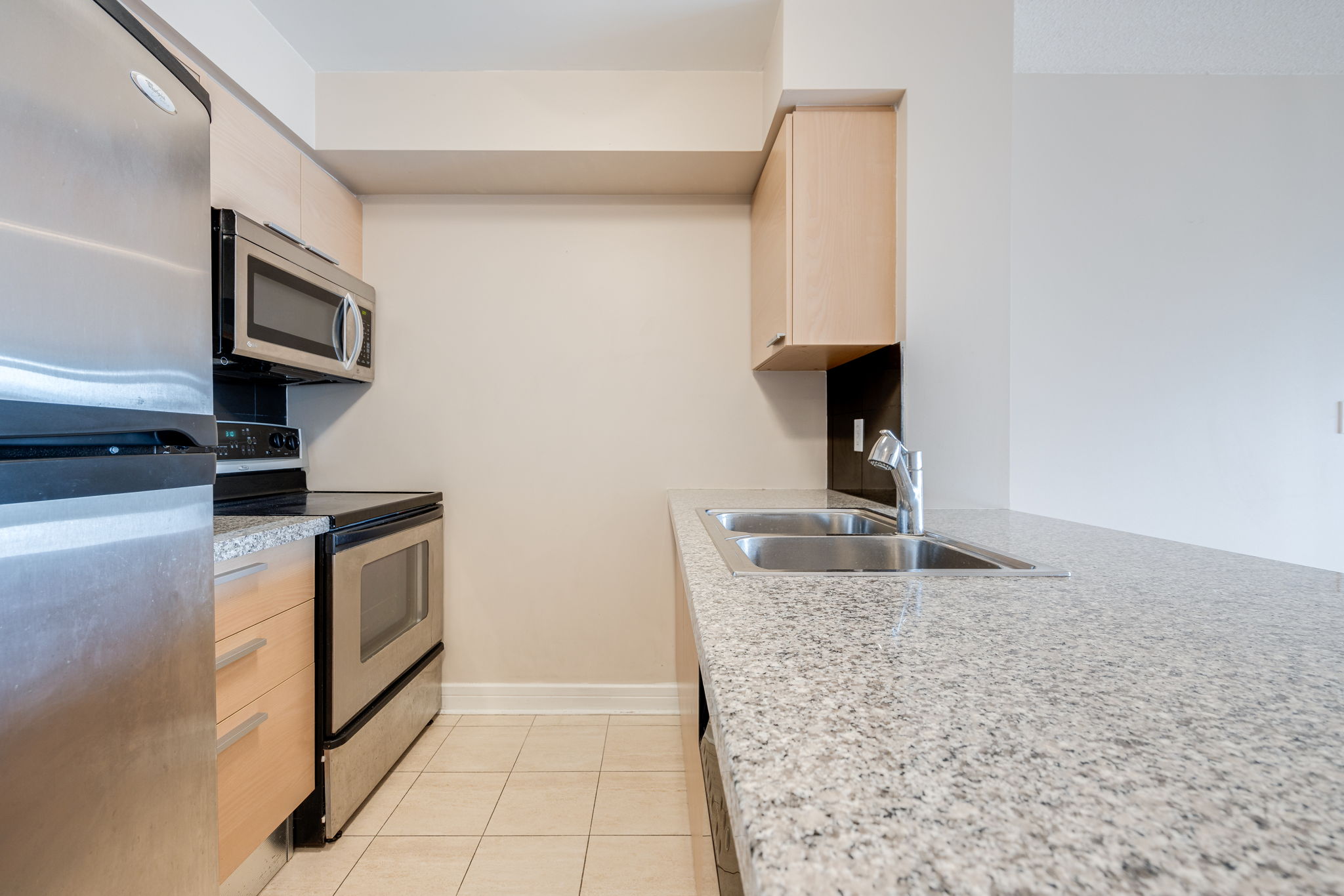 Toronto property showcase — delivered property photograph 5