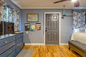  Photo 23