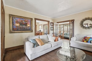 Jones Pl-S1704-024.jpg